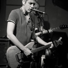 עלה על גב המפלצת