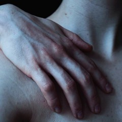 Hurt Me Harder (BLEU)