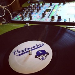Steve Melliz, Harry-O, Nikia Sunchld and Manny Guero live in the lab vinylmonkeesradio