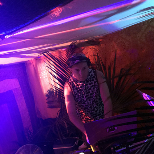 Freaky @ The Tiki 3 - Psychedelic Space Journey