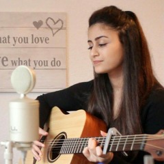 آنجي معروفي ~ بيت صغير بكندا (cover fairouz)