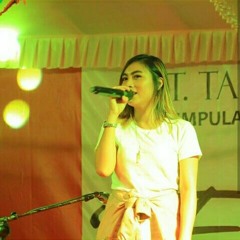 Tika Pagraky - Tresne Mejohan.mp3