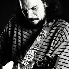 Emma - Moves Johnson plays Alkaline Trio