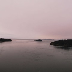 Lake Islands (feat. Hello Meteor)