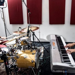 2. GATOS - Prcik & Olivieri - (piano + drums)