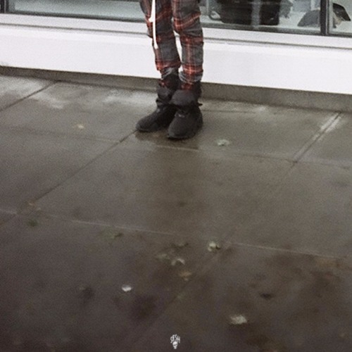 Bones - TheVoicesOutsideAreGettingLouder