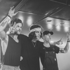 LANY - Super Far instrumental