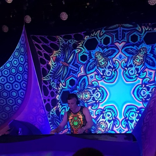 Set For Utopia (Live Mixed Dj Set)