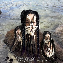 33EMYBW - Medusa