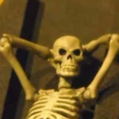 UN PAR DE GARABATOS FT JUANXO WEED