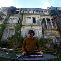 AKburger - Castle