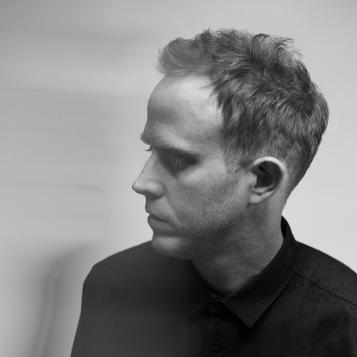 Premiere: John Monkman - Mad Hatter (Original Mix)