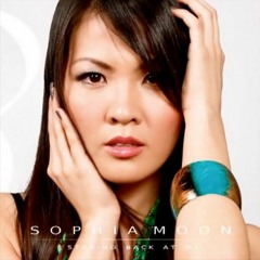 Staring Back At Me | ©2009 Sophia Moon