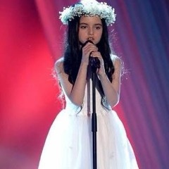 Fly Me To The Moon - Angelina Jordan (8 Year Old Stunning Live Acoustic Performance)