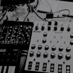 0CL8 (Make Noise 0-Coast + Lyra-8)