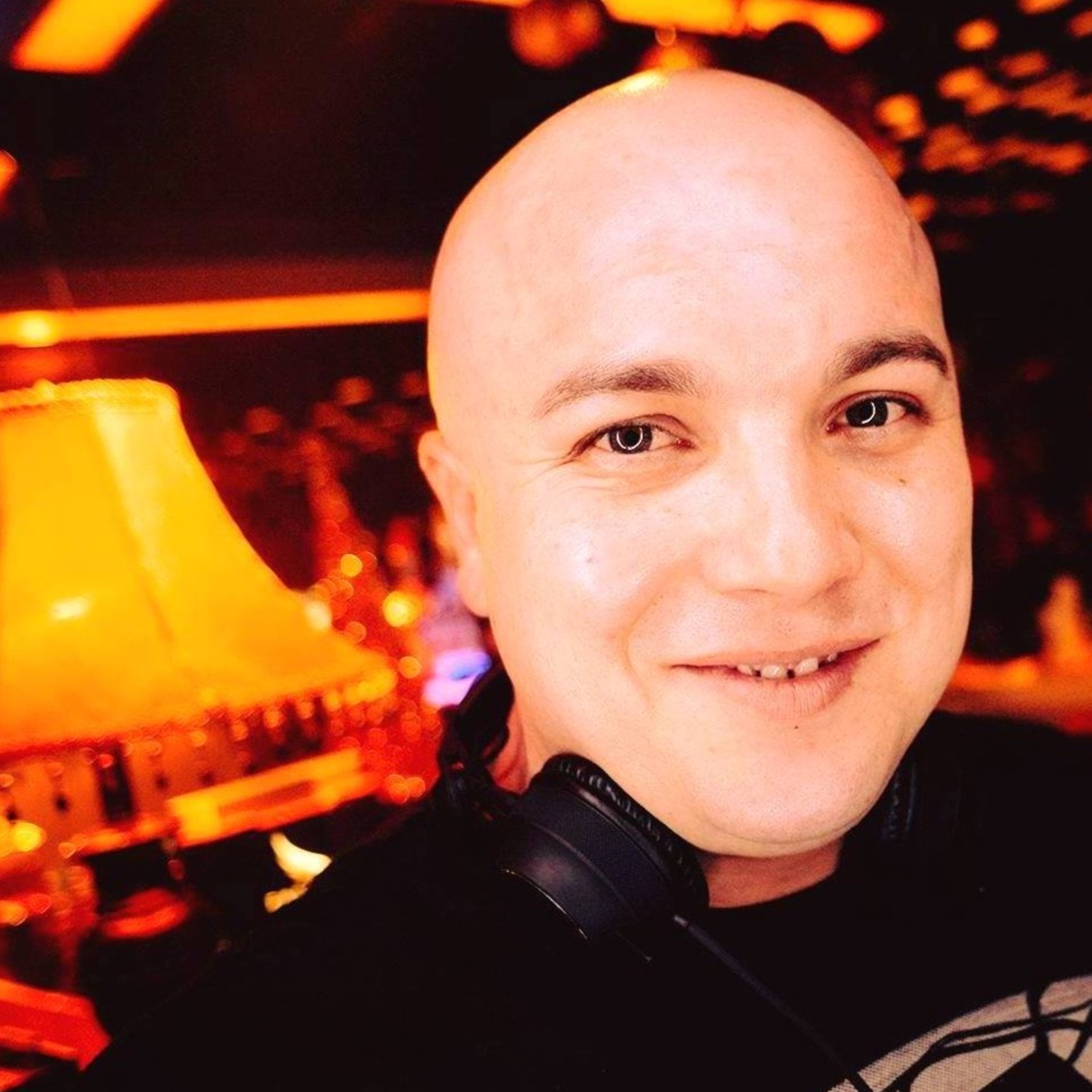 Dj BOBI - Tunel (Techno mix) episode artwork