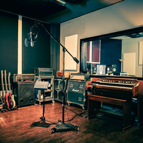 Gentle Savior (killing time in the studio