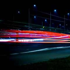 Tones (https://traktrain.com/kavern)