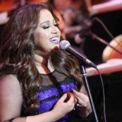 ريهام عبد الحكيم يا امه القمر ع الباب