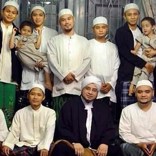 Qasidah Hadroh Majelis Rasulullah - Qulilladzi Qod Lamani.mp3