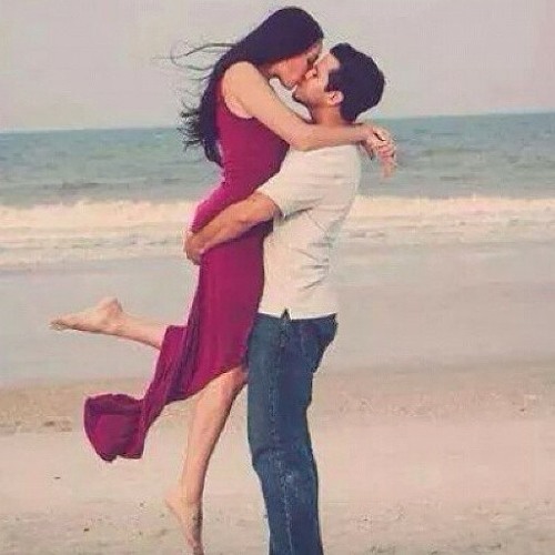 يارب نفضل كده مع بعض ( قلبي 💖 وعمري 💖 وروحي 💖 وعمري كله 💖من قلبي بقول ليك بحبك موت💖)