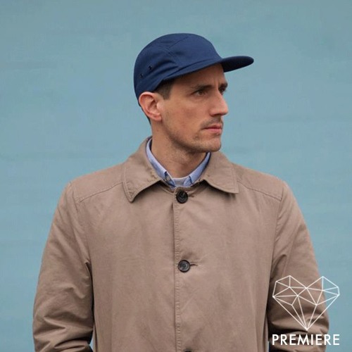 HMWL Premiere: Jules Etienne - Free As A Man