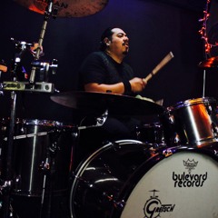 No Huyas de Mi - Pipe Love Proyect