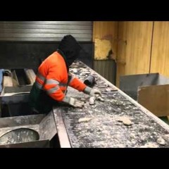 koni & domi - debag - construction debris conveyor belt day labourer