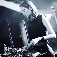Lilly Palmer exclusive podcast #8 for DNA Radio FM