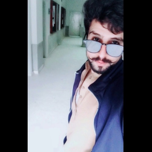 Dil dilbar a bortaaa 💕 balochiii