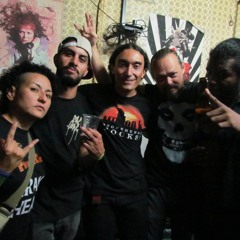 MOTIN EN CRACKASS EPISODIO 2