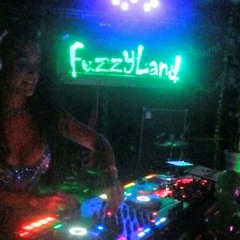 Enchantress Unto The Treehouse