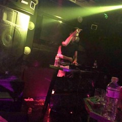 Anh Nghĩ Về Em - Future Remix