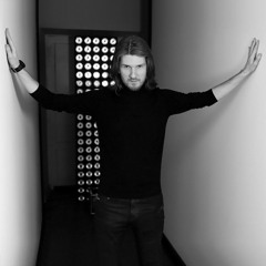 Inner Square — DHM Podcast #357 (December 2017)