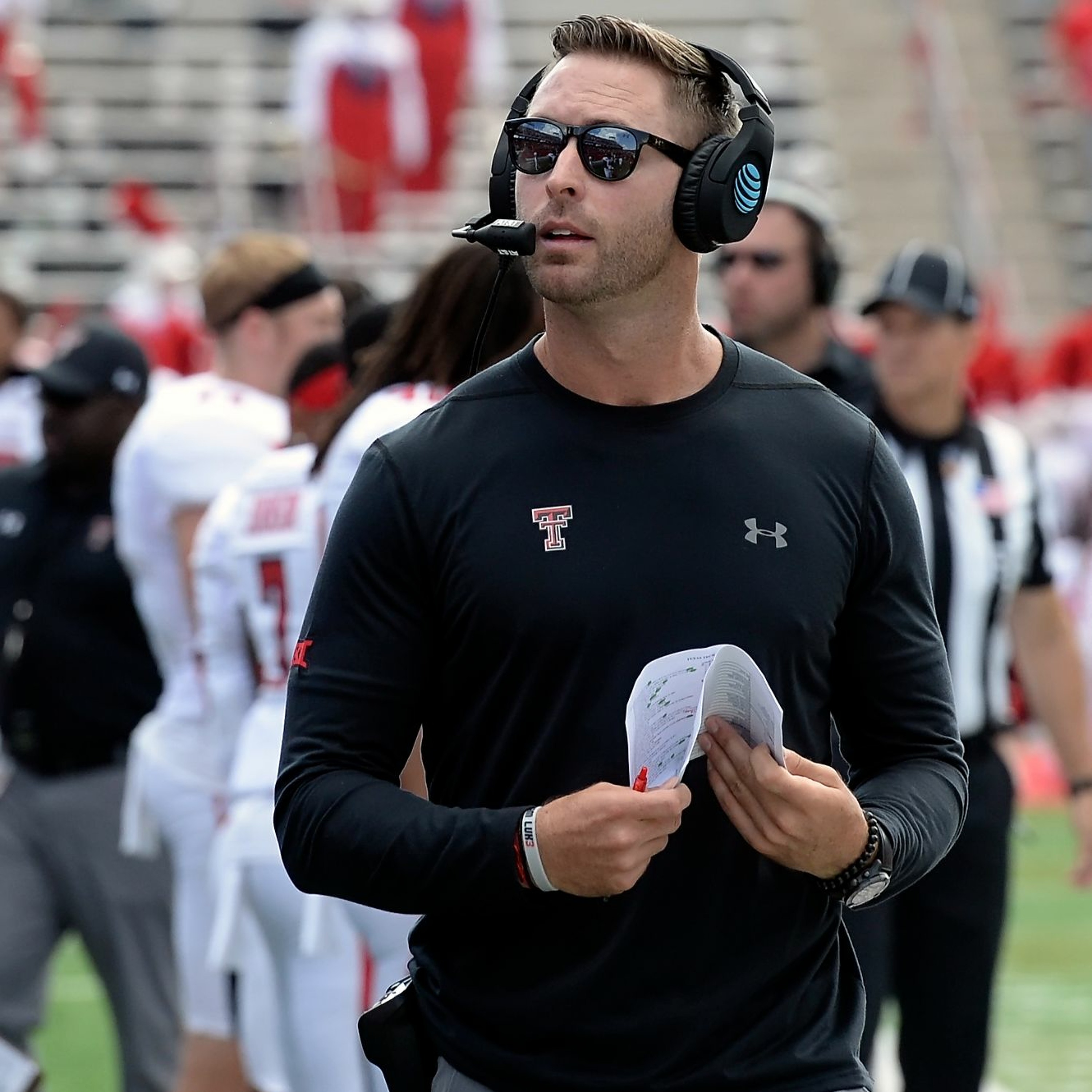 Victory Bells Podcast (12-6): Going bowling, coaches on the road, new assistant openings
