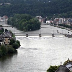 Mio - Tomber dans l'écluse