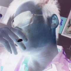 Đi Giữa Lòng Đất Mẹ