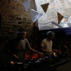 Sounds of Wellness with Chocolate Grinder b2b flore