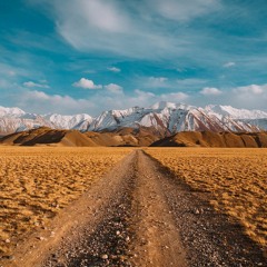 Ambient / Drone 01 - Walking the Desert