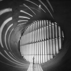 THE TUNNEL