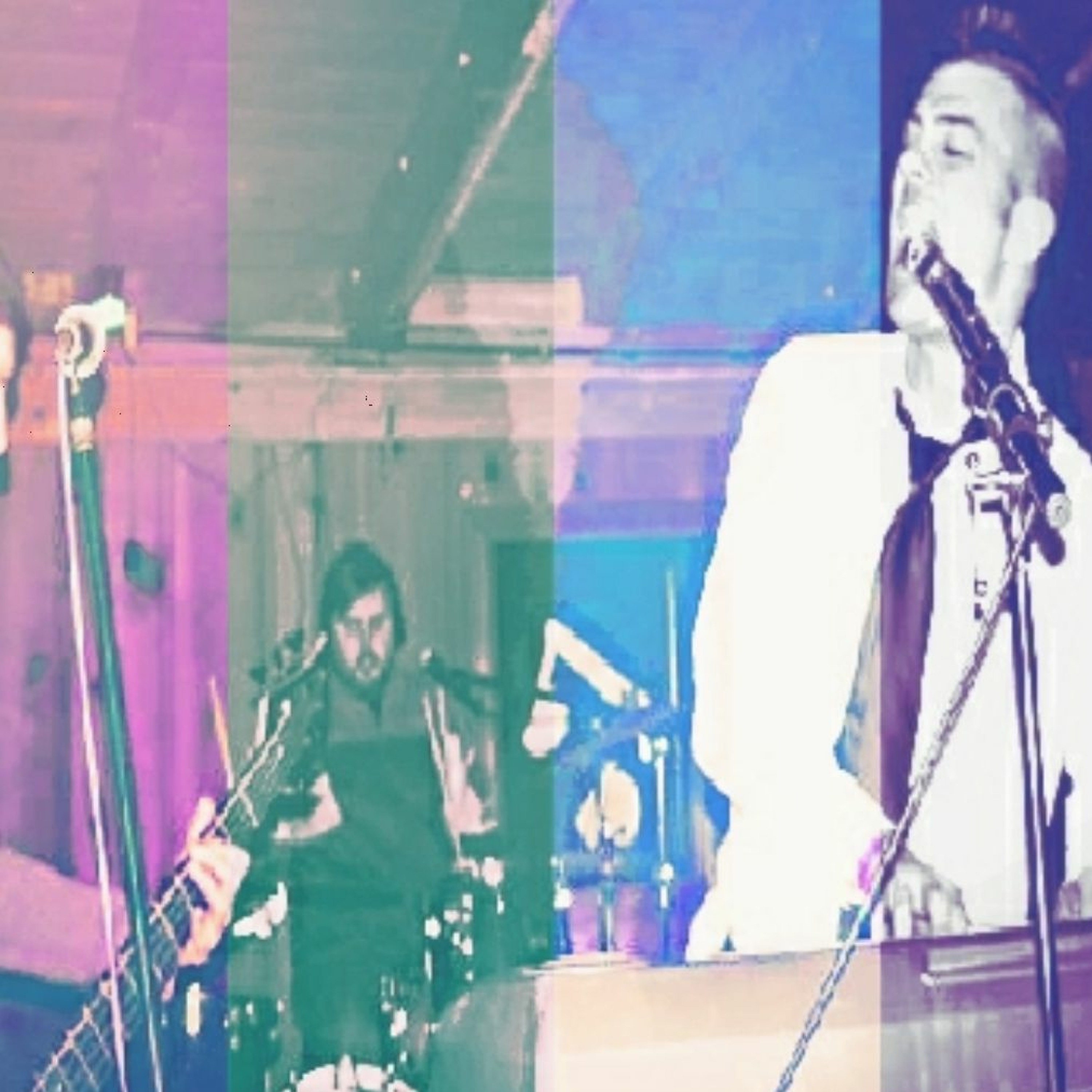 Strangelights Dancing in the horizon