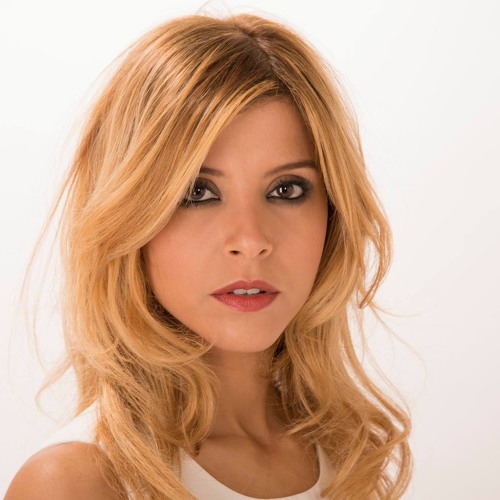 Najoua Belyzel - SOS (live)