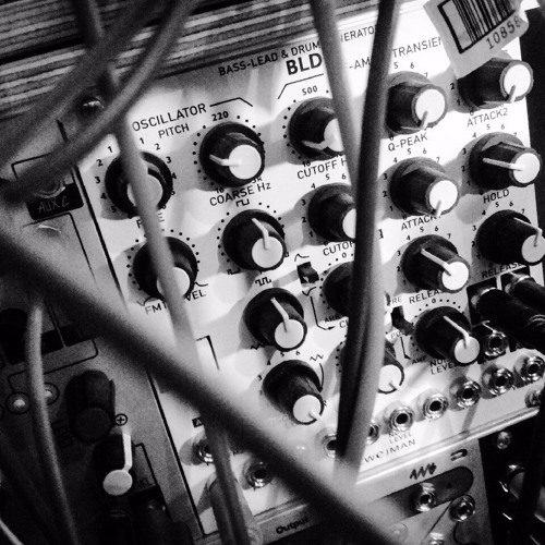 Synthetic Drum Trio: Cwejman BLD, Pittsburgh Generator and DSI Evolver