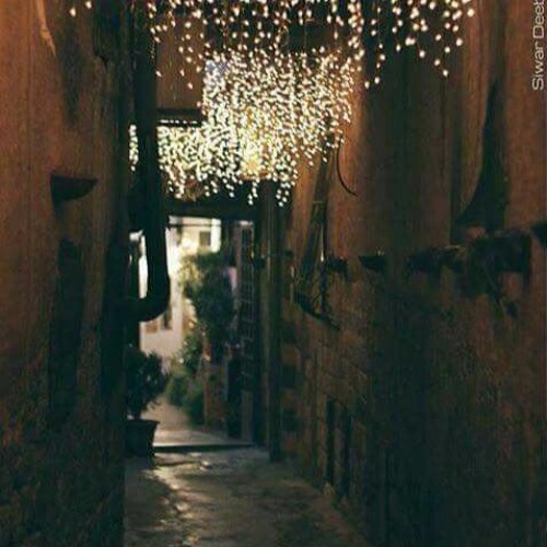 "مَزيج/ "رومنطقيّة وَطن