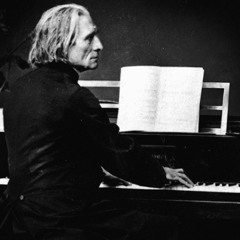 Liszt Sonata In B Minor by Krystian Zimerman (1990)