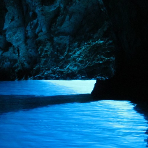 Klaus Veen - Hollow