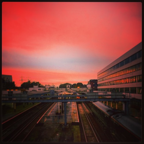 **FREE DOWNLOAD** Trans Europe Express - Broken Spectrum Reconstruction