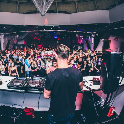 Chris Schweizer LIVE @ Escape Together - Toronto, Canada (08 - 12 -17)