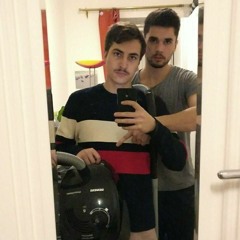 MC Europark & MC Hammer Curl - Bum Zua