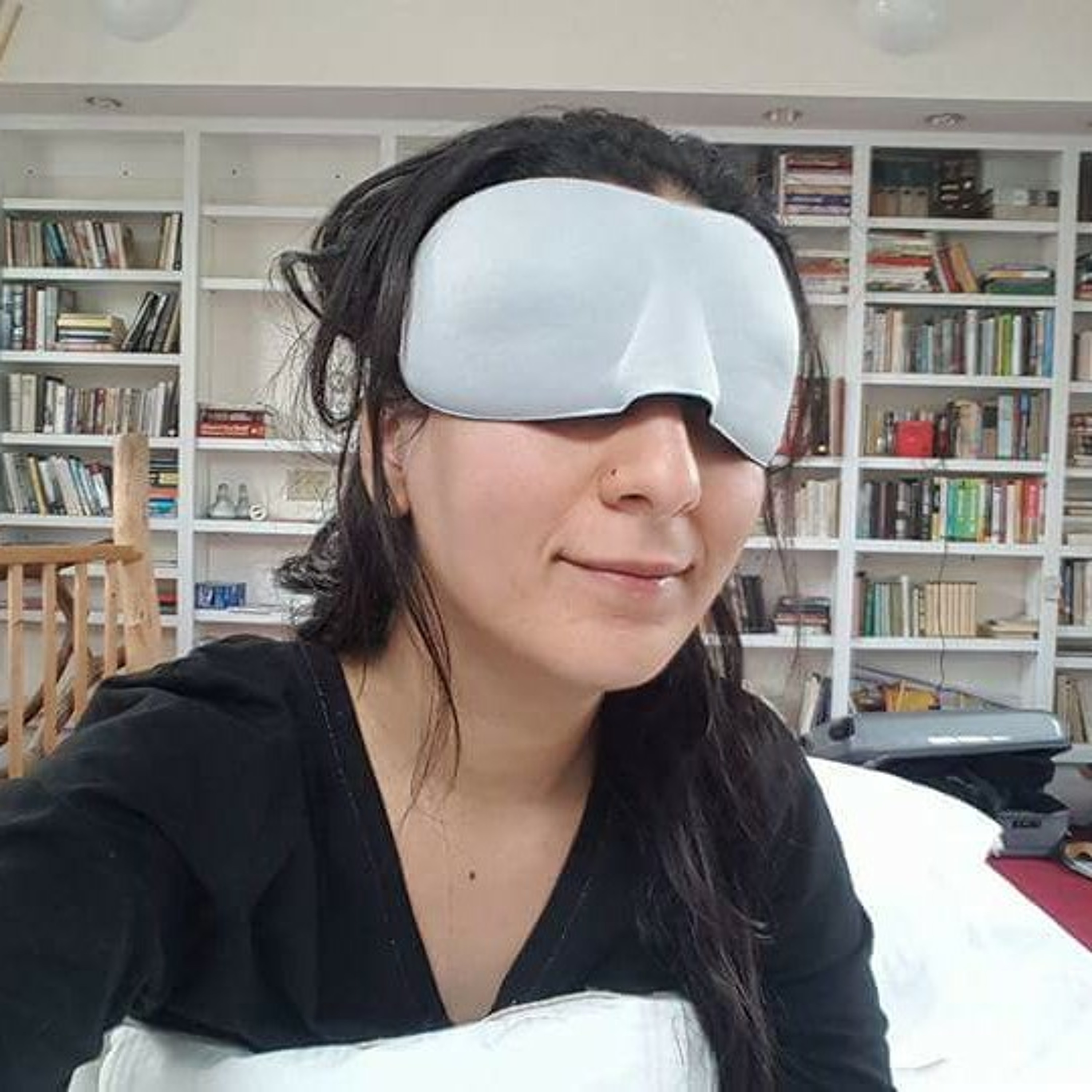 ايما شاه | في جامعة متطورة وفي منزل فيه بحر كبير وشاشة من الفضاء تصور الكرة الارضية episode artwork